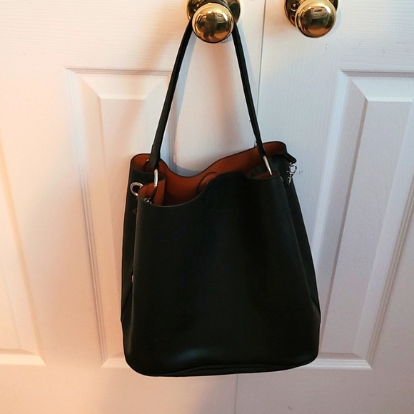 Carlos Santana Handbags - VINTAGE Carlos Santana shoulder bag